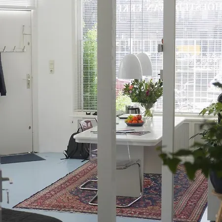 Sunny Studio