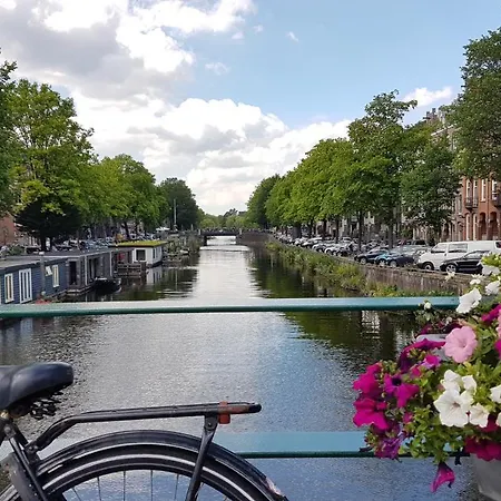 Couette-café Sunny Studio